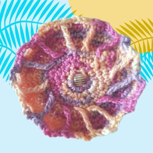 fleur colorée perlée